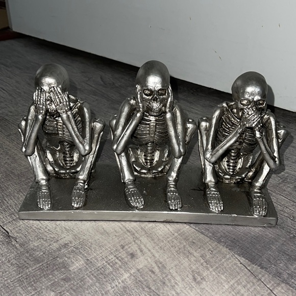 Other - Skeleton decor See no evil, Hear no evil, Speak no evil
